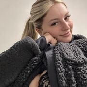 CheekyGirl_2768