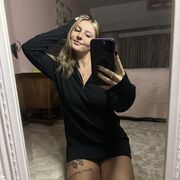 CheekyGirl_4449