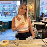 CheekyGirl_1988
