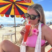 CheekyGirl_1087