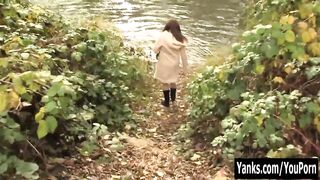 Yanks Amber Masturbates Outside