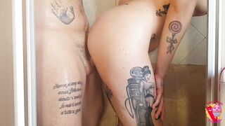Who is she? LadyMuffin, the sexy tattoed MILF
