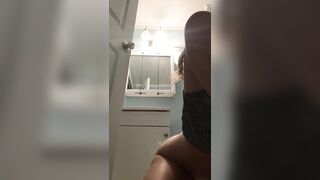 babe Mistress's Passionate Adventure with the Bull