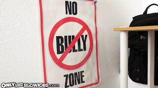 Turned On Emo sluts Blows Penis Inside Class