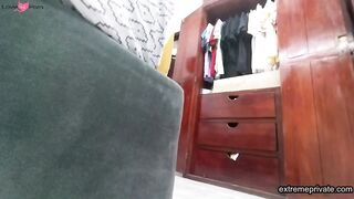 Peeking at my booty stepmom while wanking