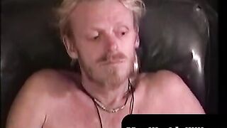 MenWorkinXXX.com - This guy loves spanking his monkey in his solo sessions