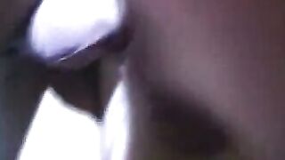 lucy63  veux sentir ton sexe qui pulse dans ma bouche, et ton derrière qui se cambre