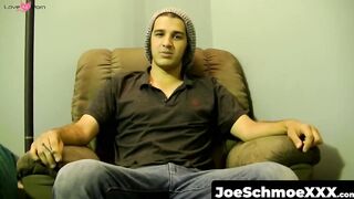 JoeSchmoeXXX.com - The dude is about to earn some money by jacking it off