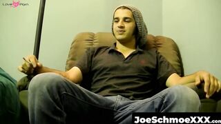 JoeSchmoeXXX.com - The dude is about to earn some money by jacking it off