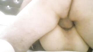 Camara oculta real para la escort Agatha de botitas se mensajea con su marido