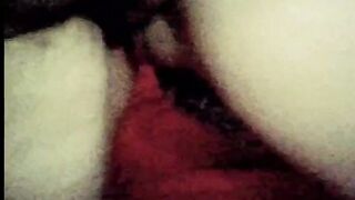 Camara oculta real para la escort Agatha de botitas se mensajea con su marido