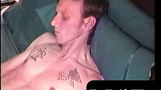 MenWorkinXXX.com - Nasty old twink Tim loves jerking his gherkin solo