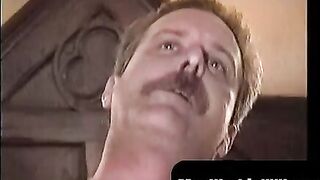 MenWorkinXXX.com - Tattooed butt muncher strokes his stiff pecker with joy