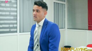 Office hunk Robbie Rojo blows his boss before hard drilling