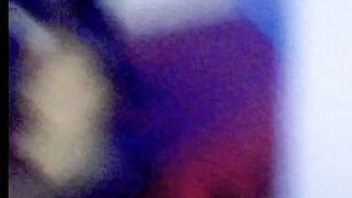 Escort Liz Vip camara oculta se deja grabar haciendo su trabajo se pone los tacones