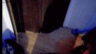 Escort Liz Vip camara oculta se deja grabar haciendo su trabajo se pone los tacones