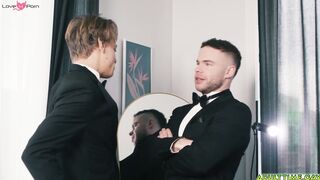 Groom and his best man fucks before the wedding