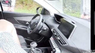 auf Parkplatz wichst 2