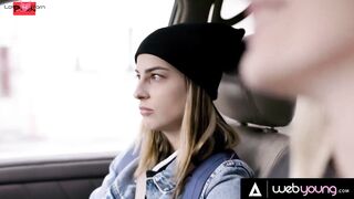 Conflicted 19 Yo Kristen Scott Discovers Her Sexuality With Dyke Slim Blonde Kenna James