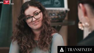 TRANSFIXED - hot Waitress Emma Rose Rekindles With Mature Bestie Leana Lovings During After Hour