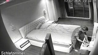 La coquine se masturbe solo