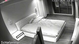 La coquine se masturbe solo
