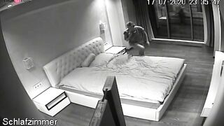 La coquine se masturbe solo