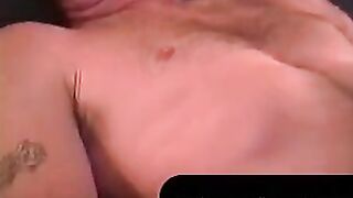 MenWorkinXXX.com - Nasty old man enjoys solo wanking in a cheap motel room