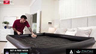 NURU STROKES - Adorable African Ameena Green Give Her First NURU And It's VERY Sexsual FRENCH SUBTITLES