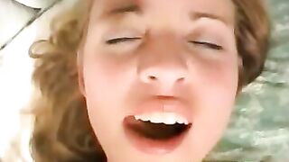 JOUIBRULANCE Vous vous amusez bien sans Tata, n'est-ce pas ? Sucer des grosses bites