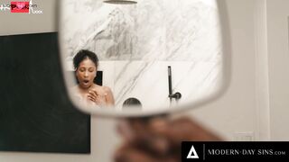 MODERN-DAY SINS - Vulgar Olivia Jay Masturbating Into Shower Caught Bestie's Pervert Bf Peeking