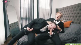 Groom getting rid of his pre wedding jitters