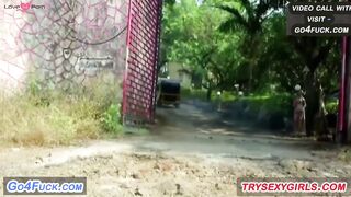 House Wife Ko Husband Ne Auto Driver Bhaiya Se Chudavaya Phir Khud Ne Choda