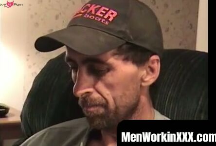 MenWorkinXXX.com - Horny old man eagerly jacks off his fuck stick