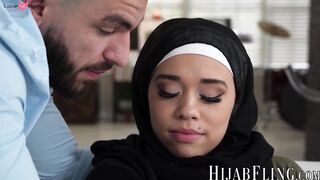 Arab stepsister Willow Ryder seems innocent but her cock starved pussy demands attent