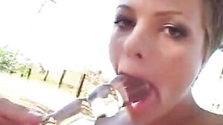 Je sens ton sperme qui pulse dans ma gorge JOUIBRULANCE, je l'avale avec délice