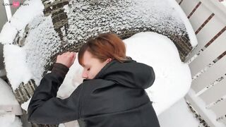 Amatrice allemande defoncee en exterieur dans la neige