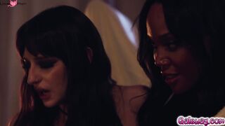 Hot lesbian threesome with fine women