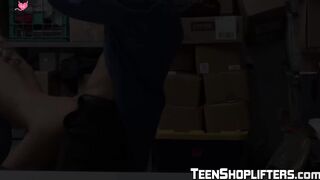 Robber Emma Hix spreading legs for police and cumshit