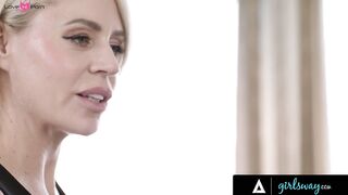 Executive Decision Avery Ebony Takes Charge of Helena Lockes Desire