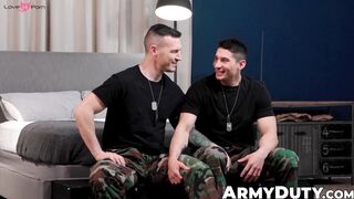 Muscular Derek Kage indulges in a flip fuck breeding with Jim Fit
