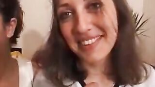 Rien, je suis prêt à te prendre lucy63, mais d'abord, montre-moi ton visage