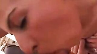 Rien, je suis prêt à te prendre lucy63, mais d'abord, montre-moi ton visage
