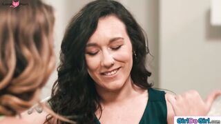 Ive never had my milf pussy footfucked