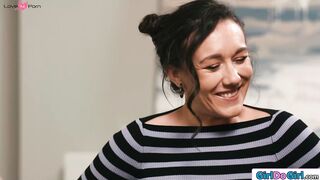 Ive never had my milf pussy footfucked