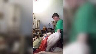 Video d une grand mere baisee par un homme qui pourrait etre son fils