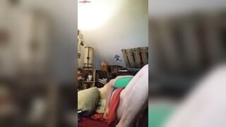 Video d une grand mere baisee par un homme qui pourrait etre son fils