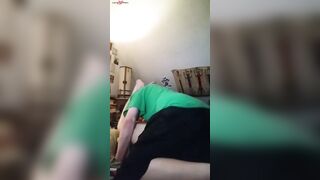 Video d une grand mere baisee par un homme qui pourrait etre son fils
