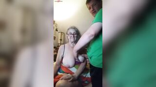 Video d une grand mere baisee par un homme qui pourrait etre son fils
