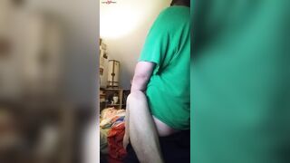 Video d une grand mere baisee par un homme qui pourrait etre son fils